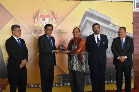 Sumbangan Kalkulator Bagi Program Bijak Kalkulator JPN Pulau Pinang