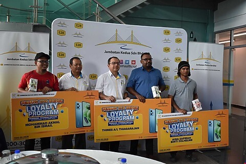 Majlis Penyampaian Hadiah Kepada Pemenang Kempen Penang 2nd Bridge Loyalty Program (Pusingan 1)