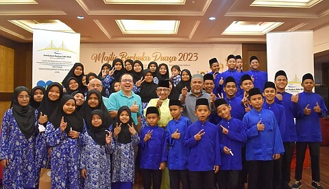 Shopping Spree & Majlis Berbuka Puasa Bersama Anak-anak Yatim P. Pinang