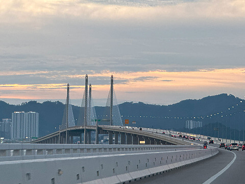 Penghadang Keselamatan