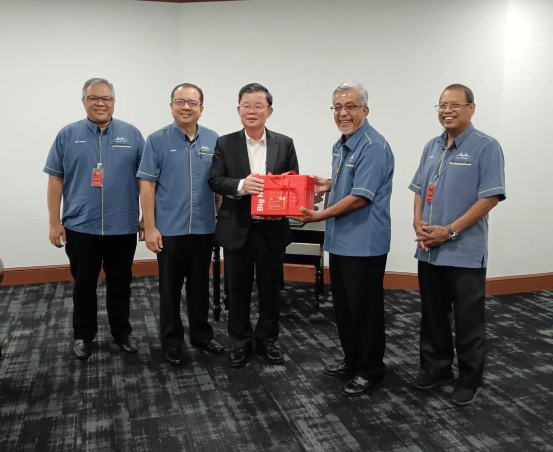 Kunjungan Hormat Oleh Pengurusan Tertinggi Jambatan Kedua Sdn Bhd (JKSB) ke Pejabat Ketua Menteri Pulau Pinang, Y.A.B Tuan Chow Kon Yeow