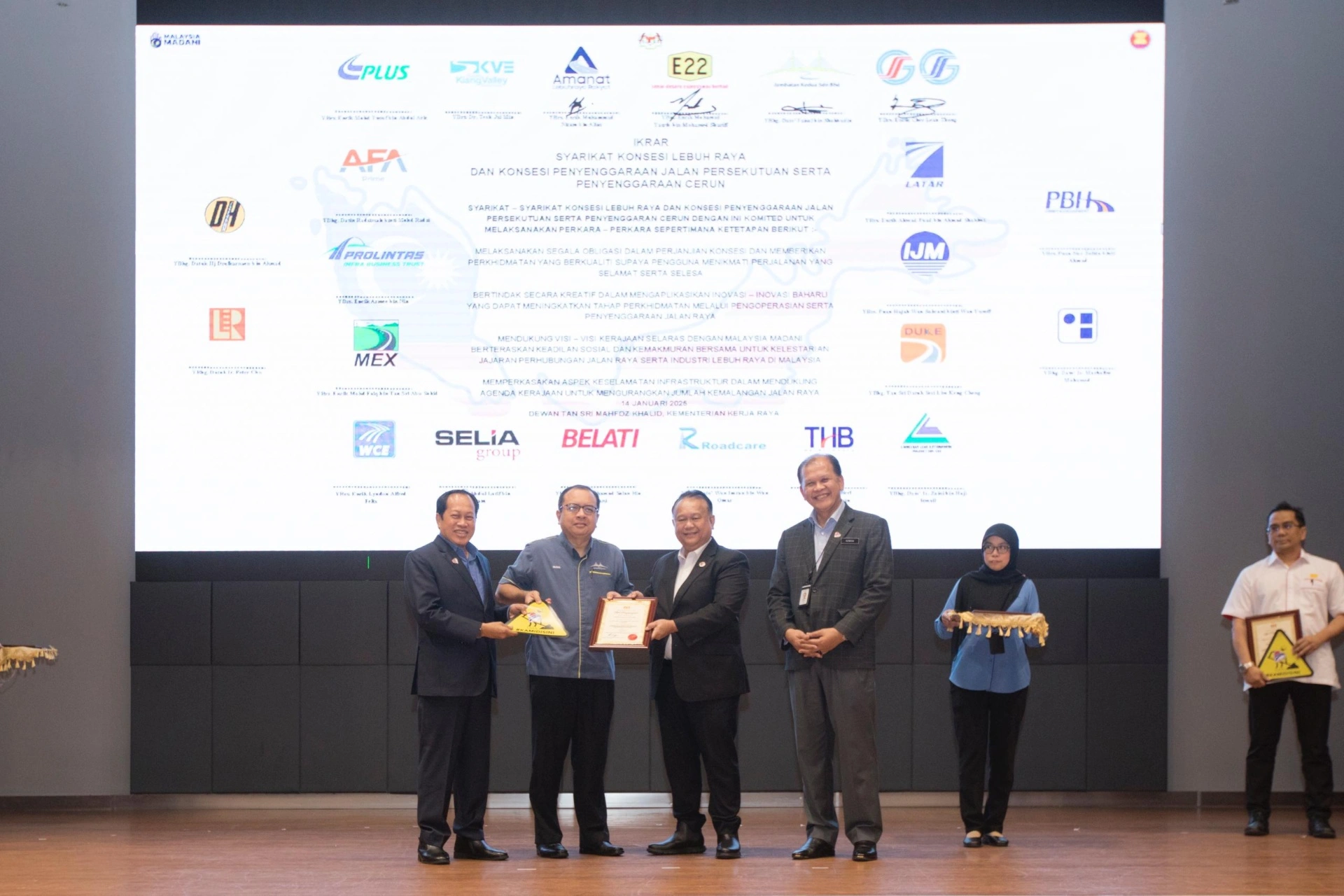 Perhimpunan Bulanan Kementerian Kerja Raya Januari 2025 & Majlis Amanat Tahun Baharu